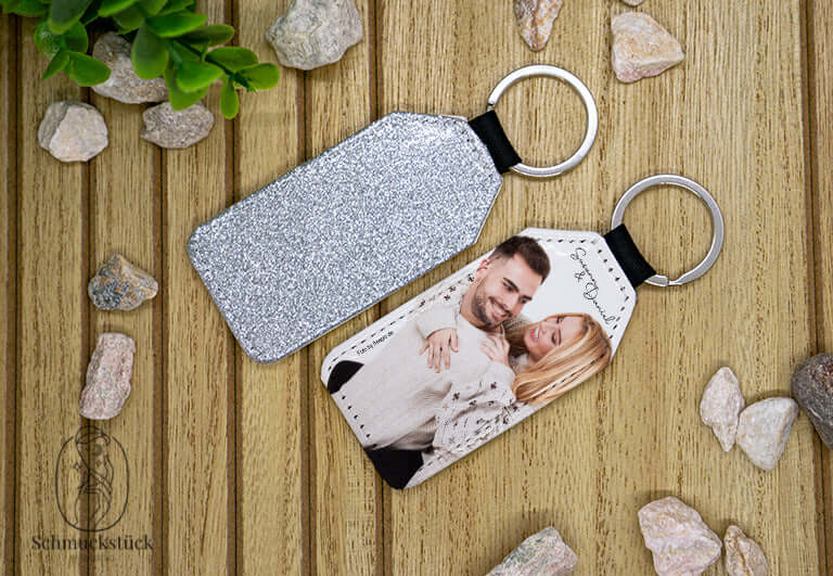 personalisierter Schlüsselanhänger mit eigenem Foto & Text, Schmuckstück - einzigartig
