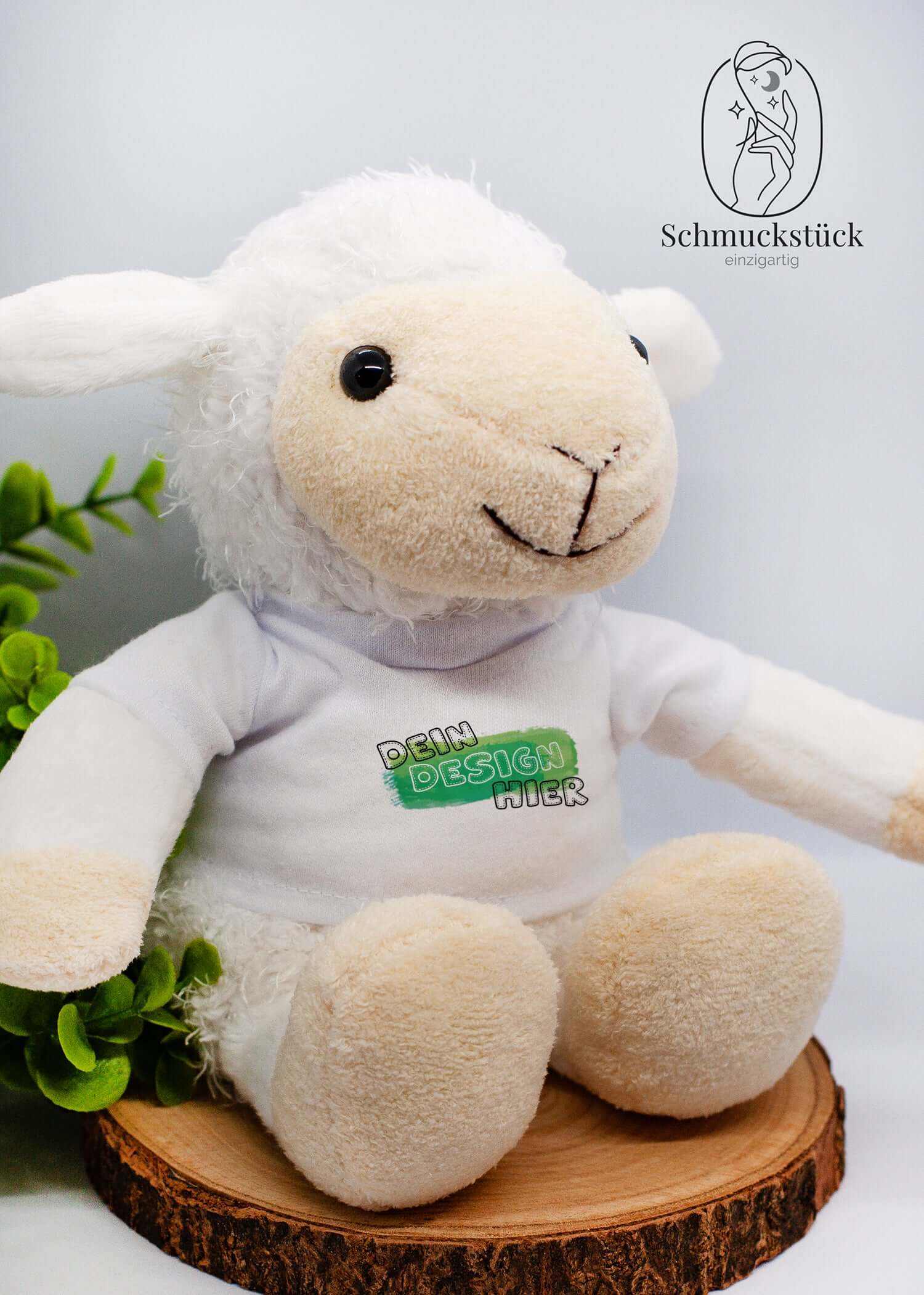Ein personalisiertes Kuscheltier "Schaf" – kuschelig und individuell bedruckt.