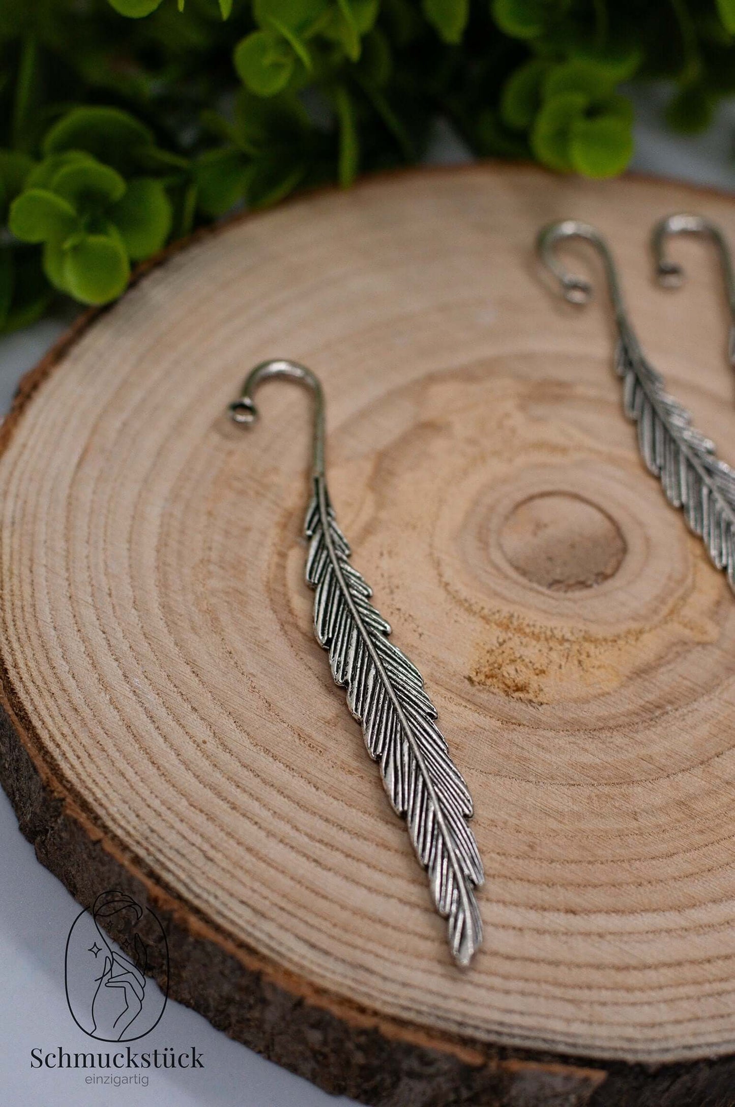 Lesezeichen aus Metall mit Öse *Feder *DIY, Schmuckstück - einzigartig