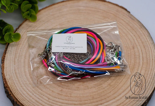 10 Halsketten mit Karabinerverschluss * bunt gemischt, Schmuckstück - einzigartig