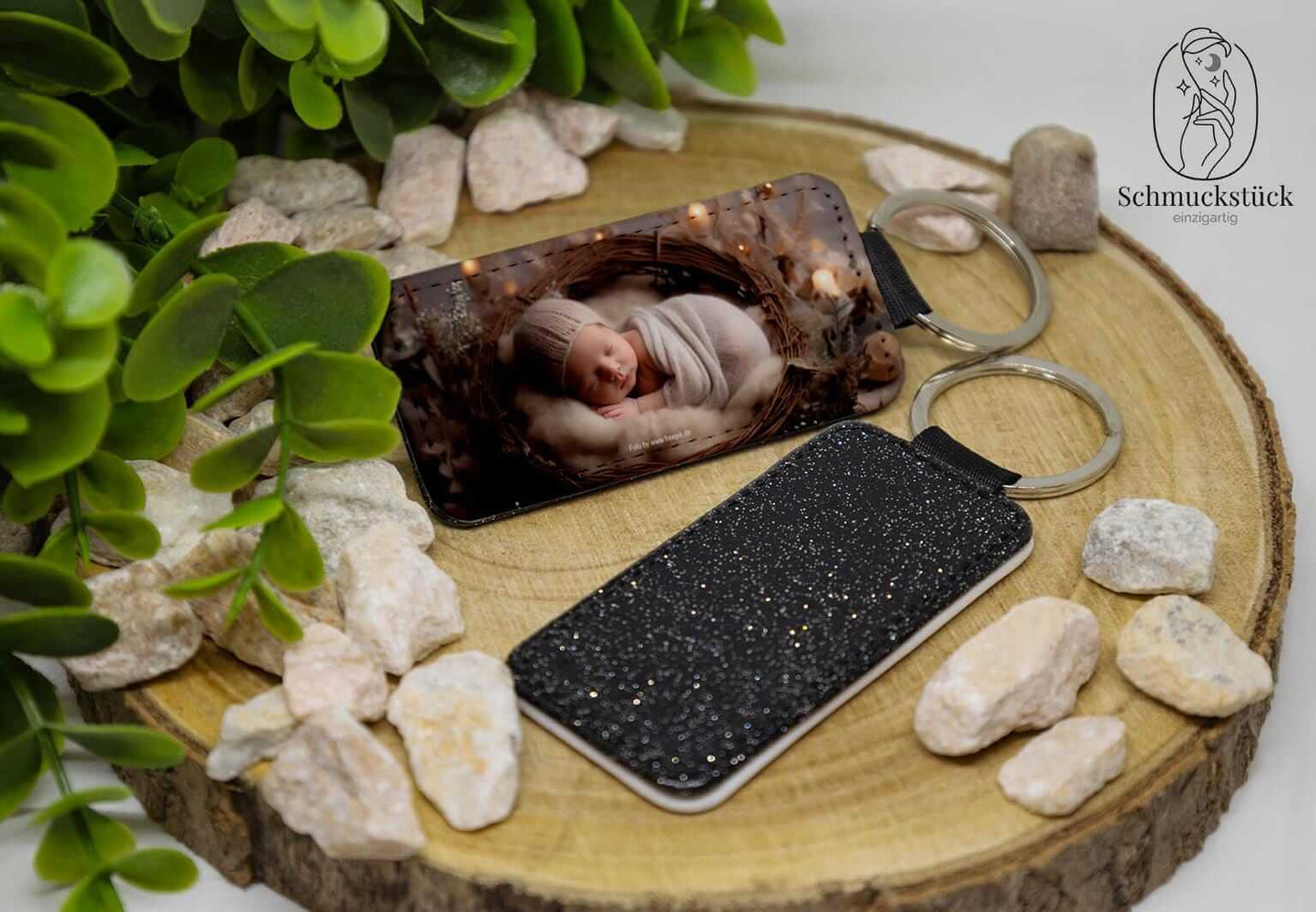 personalisierter Schlüsselanhänger mit eigenem Foto & Text, Schmuckstück - einzigartig